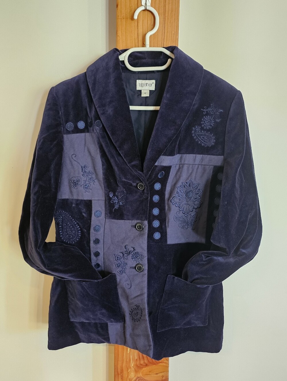 Vintage Velvet Tapestry Blazer - Size M